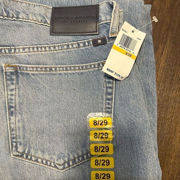 Lucky Brand Mid Rise Authentic Straight Jeans Women's 8 / 29 NWT - Picture 3 of 6